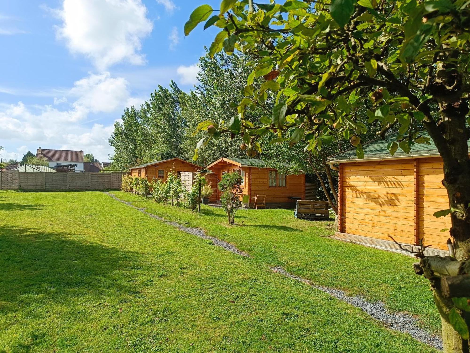 Gite Les Chalets Du Fliers Verton Meubles De Tourisme Classes 2 Etoiles Berck Kültér fotó