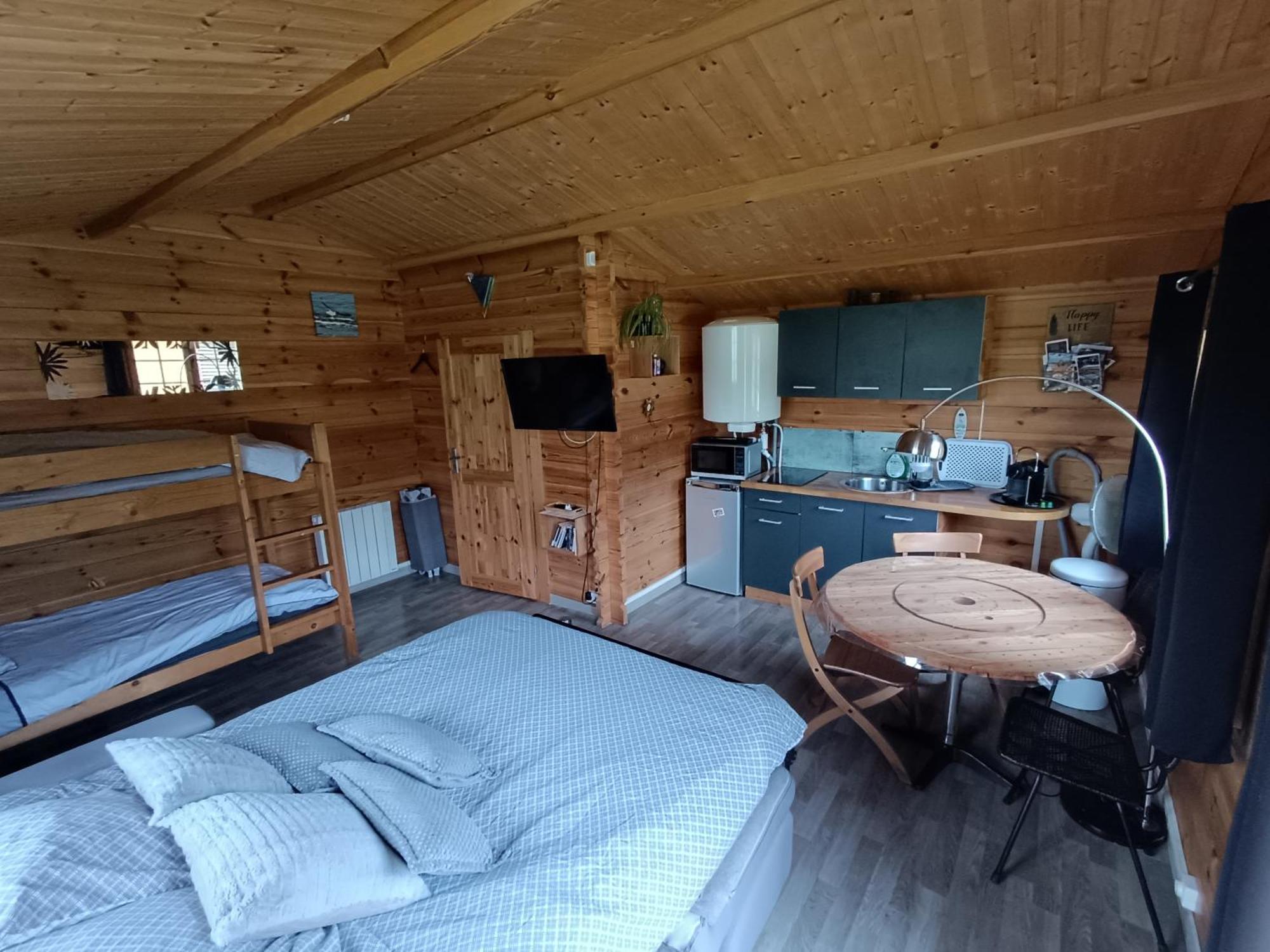 Gite Les Chalets Du Fliers Verton Meubles De Tourisme Classes 2 Etoiles Berck Szoba fotó