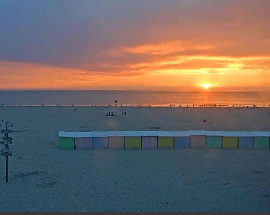 Gite Les Chalets Du Fliers Verton Meubles De Tourisme Classes 2 Etoiles Berck Kültér fotó