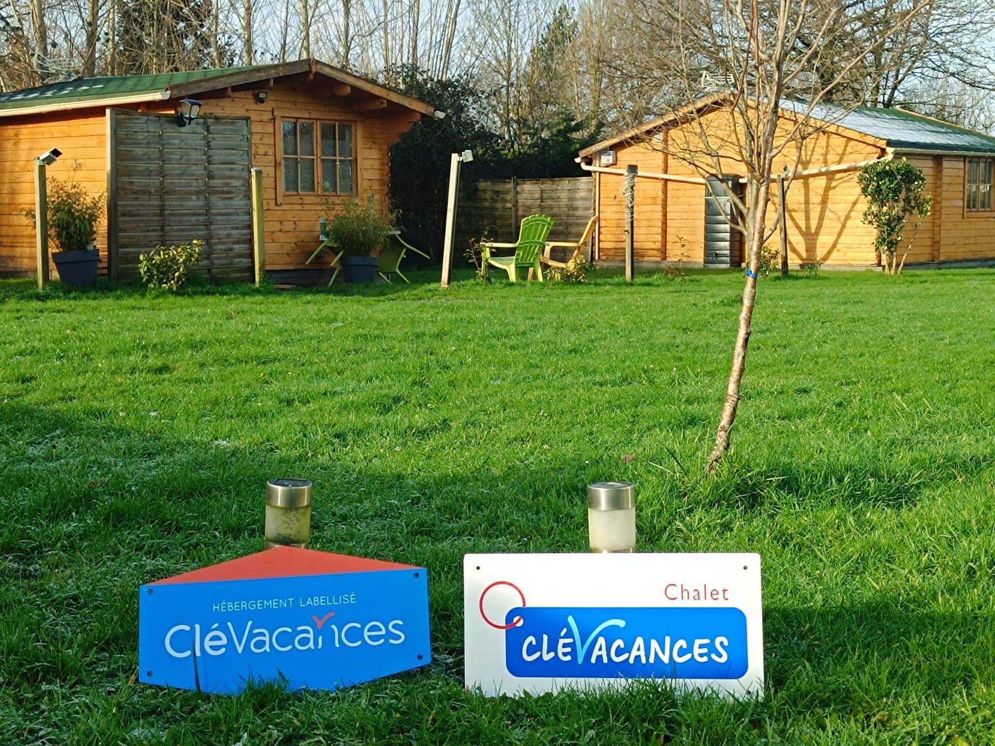 Gite Les Chalets Du Fliers Verton Meubles De Tourisme Classes 2 Etoiles Berck Kültér fotó