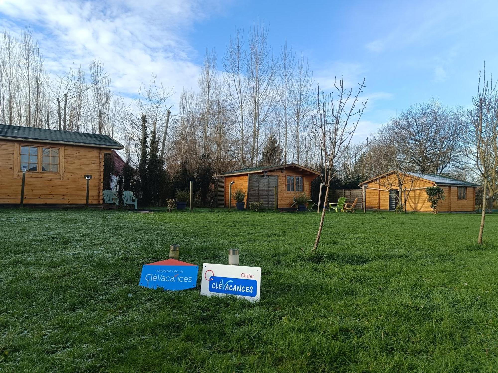 Gite Les Chalets Du Fliers Verton Meubles De Tourisme Classes 2 Etoiles Berck Kültér fotó