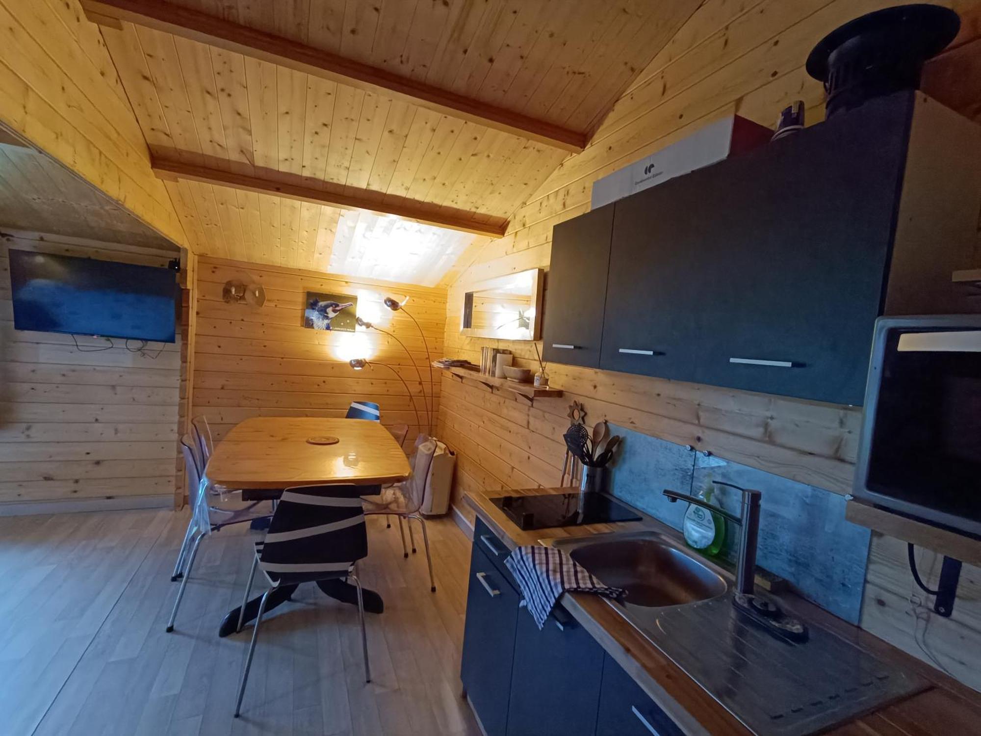 Gite Les Chalets Du Fliers Verton Meubles De Tourisme Classes 2 Etoiles Berck Szoba fotó
