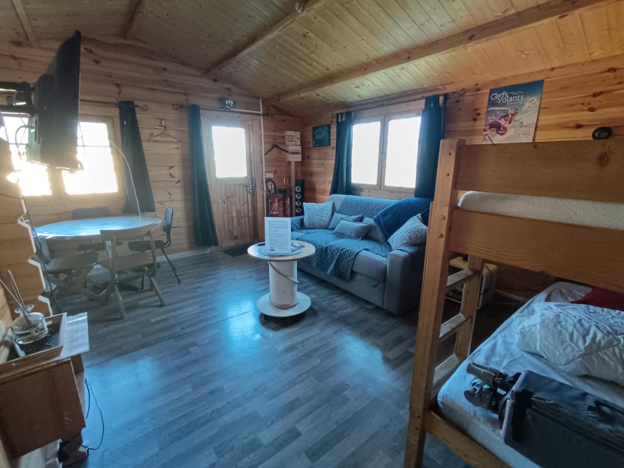 Gite Les Chalets Du Fliers Verton Meubles De Tourisme Classes 2 Etoiles Berck Szoba fotó